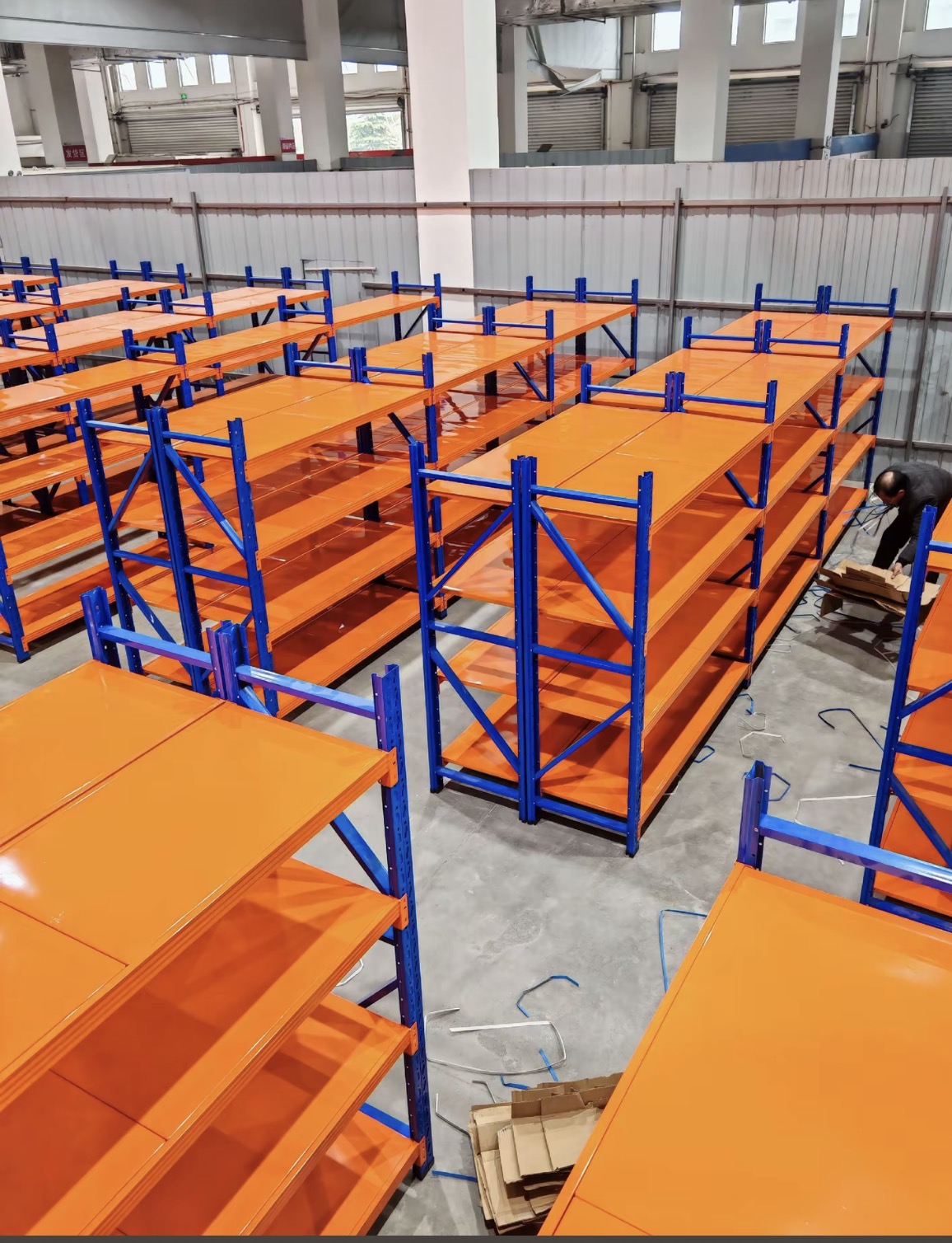 Metal Shelving Unit: 65% More Storage in Brazil