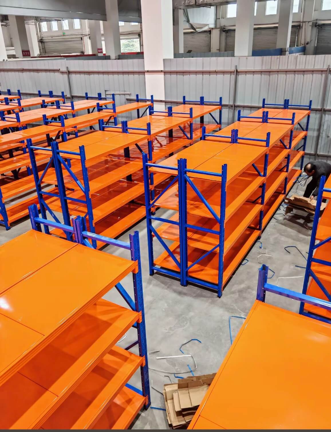 Metal Shelving Unit: 65% More Storage in Brazil